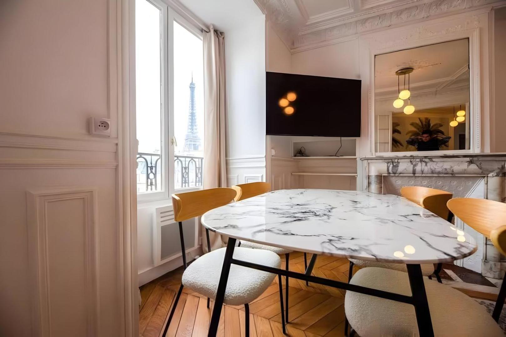 Appartement Tbs 327 - Superb With Eiffel Tower View Paris